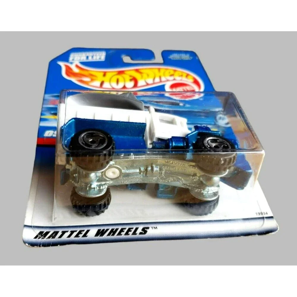 Vintage 1998 Hot Wheels OSHKOSH P-SERIES SNOW PLOW Blue #765 MAINLINE ORSB Blade